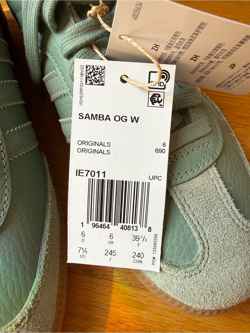 Adidas Samba OG Sneakers in Sage Green - Picture 4 of 6